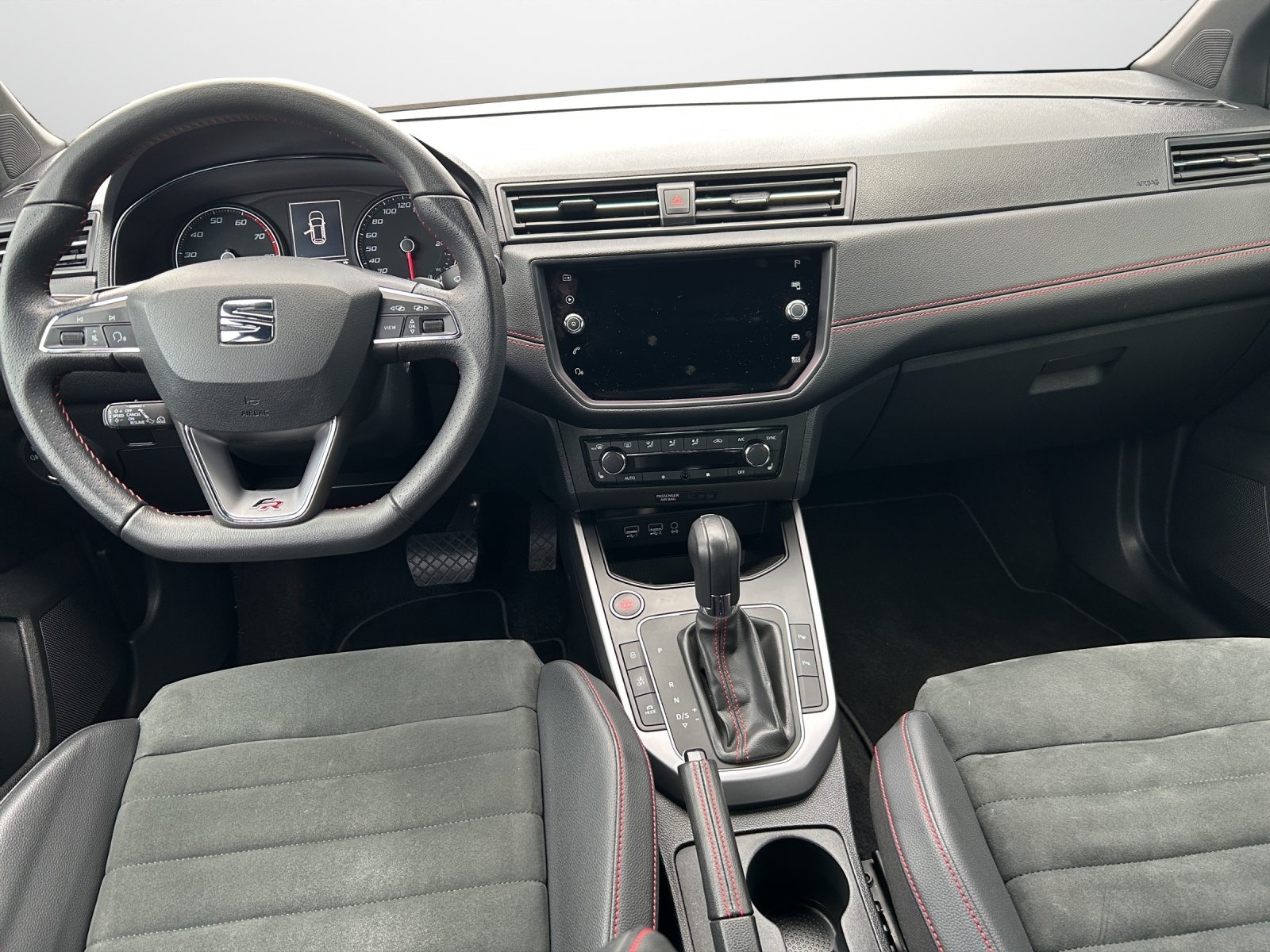 SEAT ARONA SWISS FR (netto), Benzin, Occasion / Gebraucht, Automat - 7