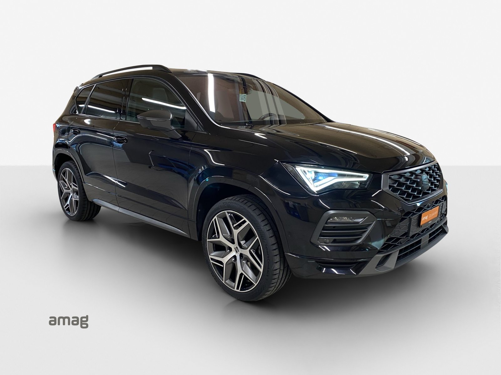 SEAT ATECA HOLA FR 4DRIVE (netto), Benzin, Occasion / Gebraucht, Automatik - 6