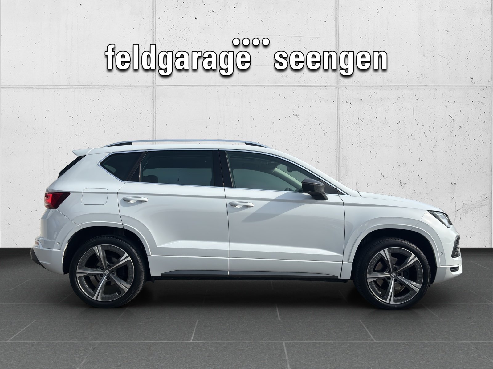 SEAT Ateca 2.0 TSI FR 4Drive DSG mit AHK, Panorama-Schiebe-/, Petrol, Second hand / Used, Automatic - 4
