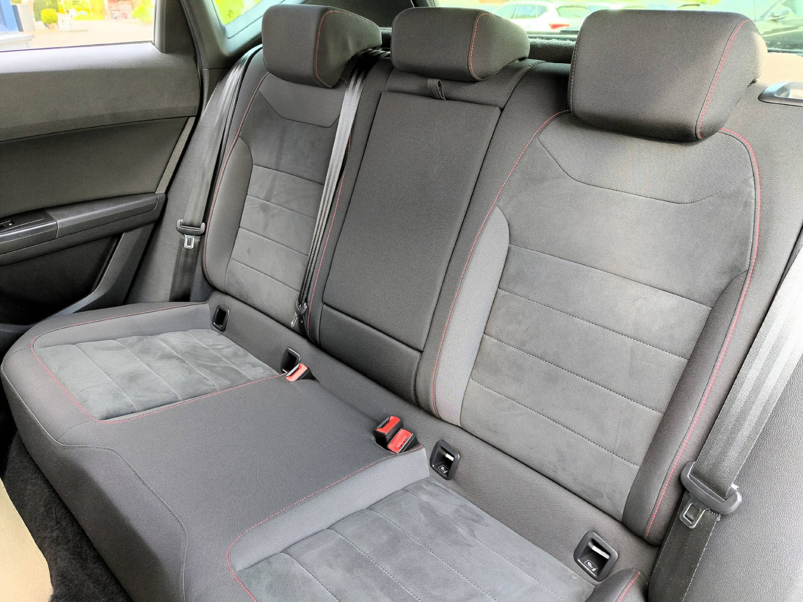 SEAT Ateca 1.5 TSI FR 4Drive DSG, Essence, Occasion / Utilisé, Automatique - 7