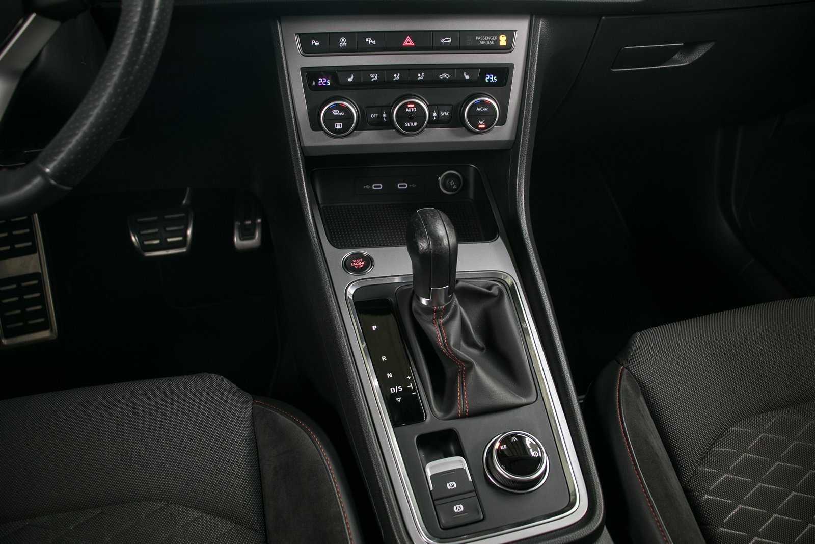SEAT Ateca 1.5 TSI EVO Hola FR DSG, Benzin, Occasion / Gebraucht, Automatik - 7