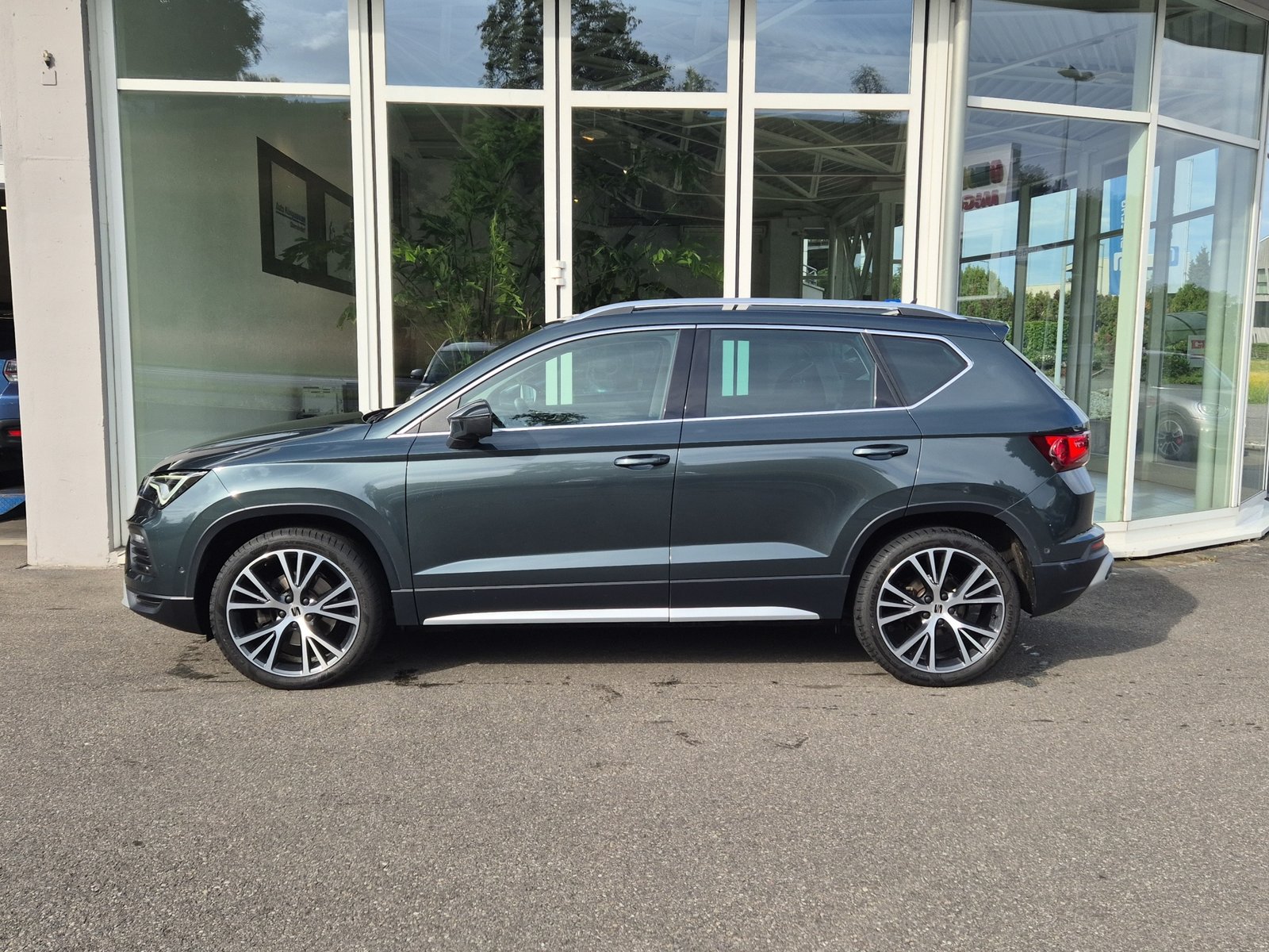 SEAT Ateca 2.0 TSI Xperience 4Drive DSG, Petrol, Second hand / Used, Automatic - 3