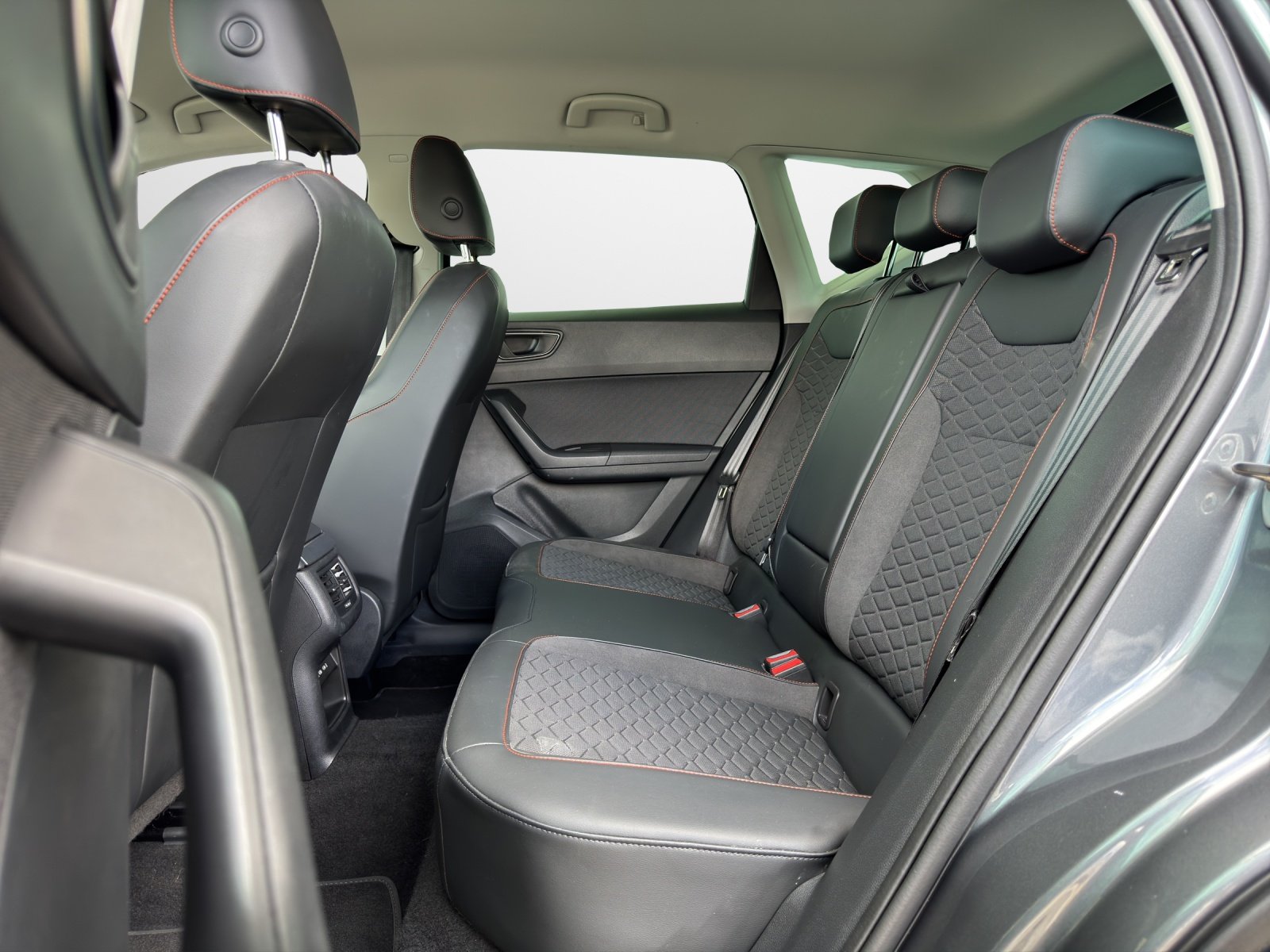 SEAT Ateca 1.5 TSI FR DSG, Benzin, Occasion / Gebraucht, Automatik - 6