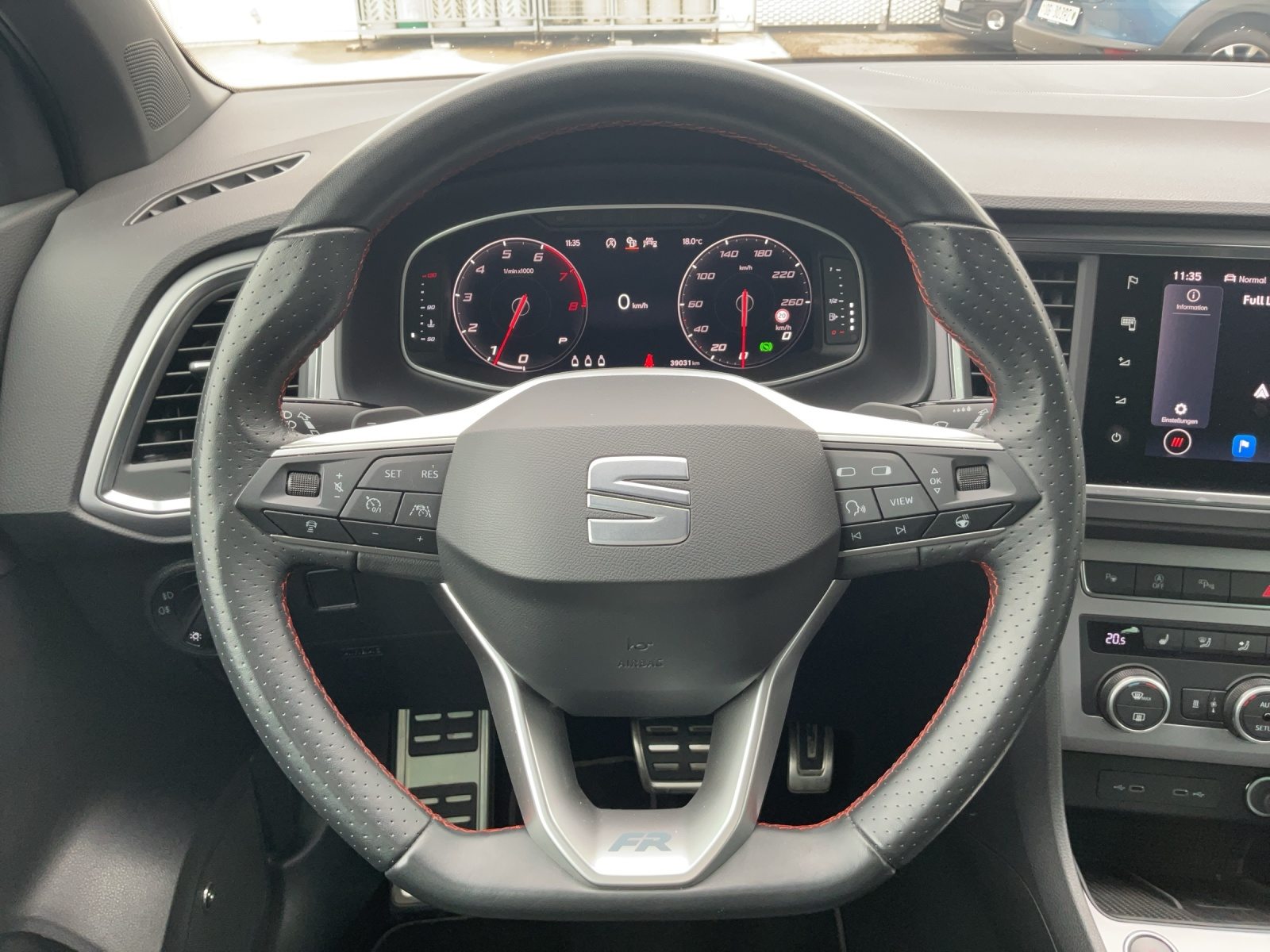 SEAT ATECA HOLA FR 4DRIVE (netto), Essence, Occasion / Utilisé, Automatique - 7