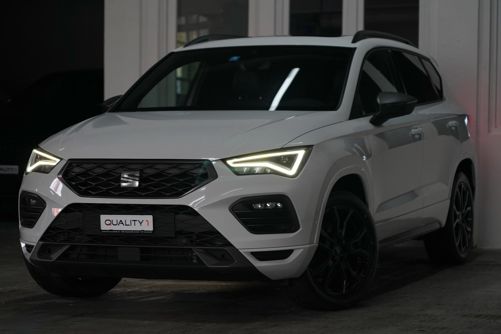 SEAT Ateca 2.0 TSI FR 4Drive DSG, Benzina, Occasioni / Usate, Automatico - 4