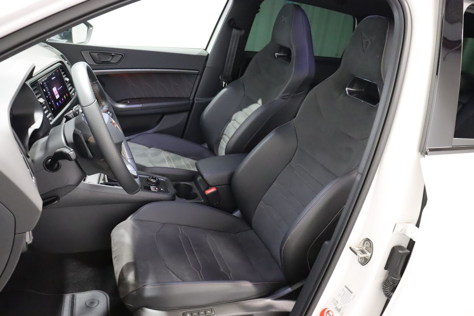 SEAT Cupra Ateca 2.0 TSI 4Drive DSG, Petrol, Second hand / Used, Automatic - 5