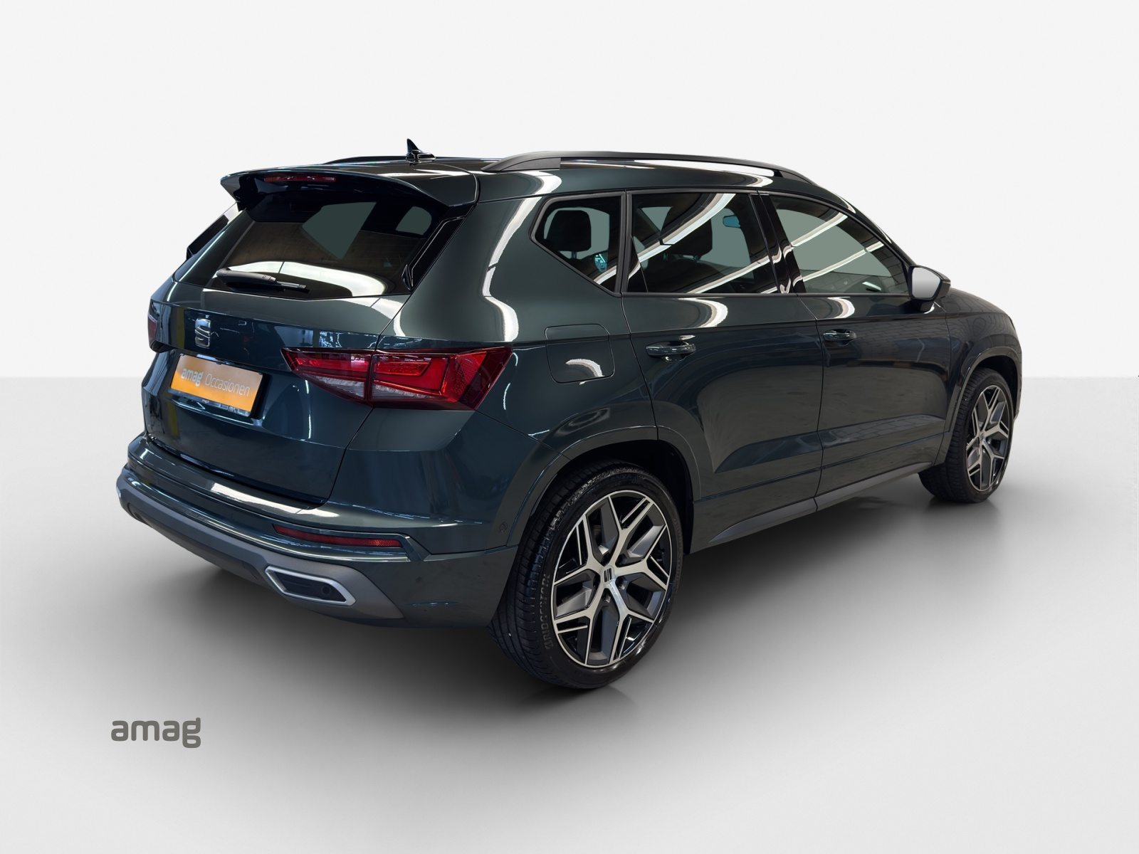 SEAT ATECA HOLA FR 4DRIVE (netto), Essence, Occasion / Utilisé, Automatique - 5