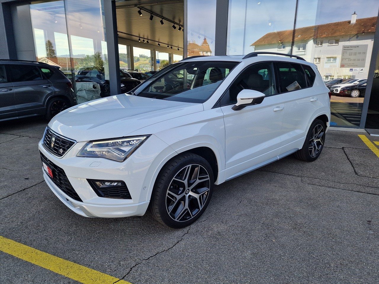 SEAT ATECA SWISS FR 4DRIVE (netto), Benzina, Occasioni / Usate, Automatico - 2