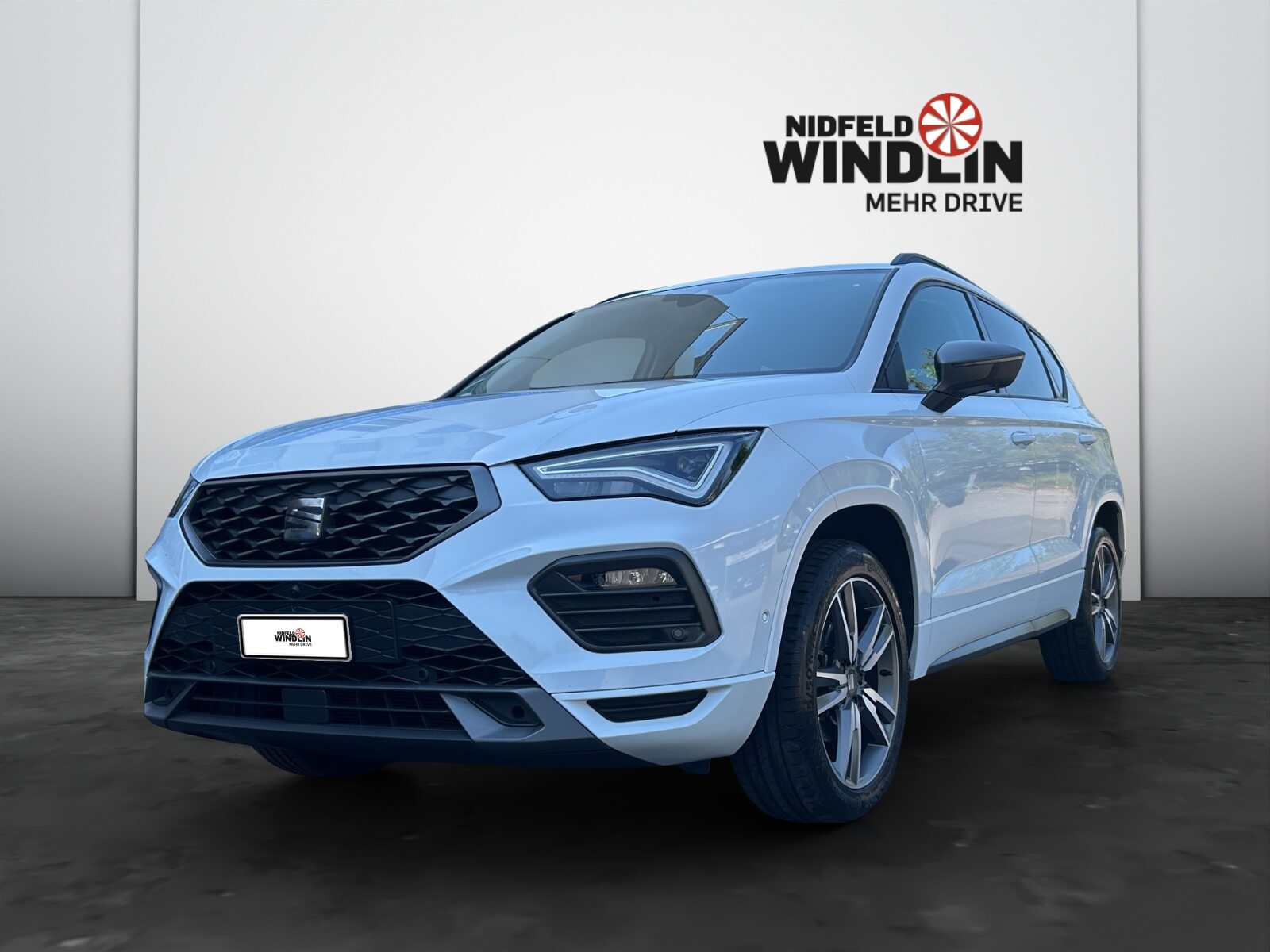 SEAT ATECA HOLA FR (netto), Petrol, Second hand / Used, Automatic - 2