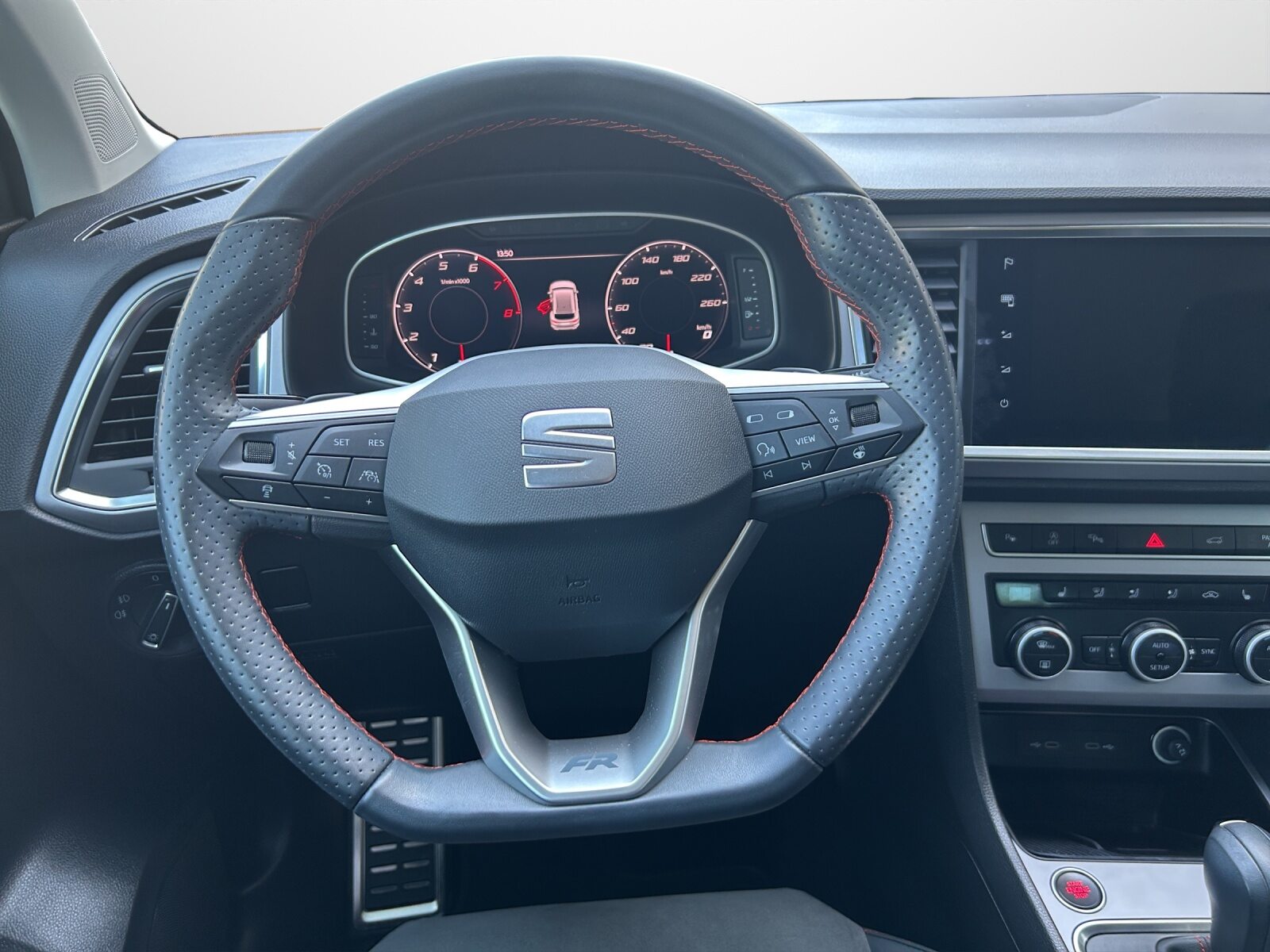 SEAT ATECA HOLA FR (netto), Petrol, Second hand / Used, Automatic - 6