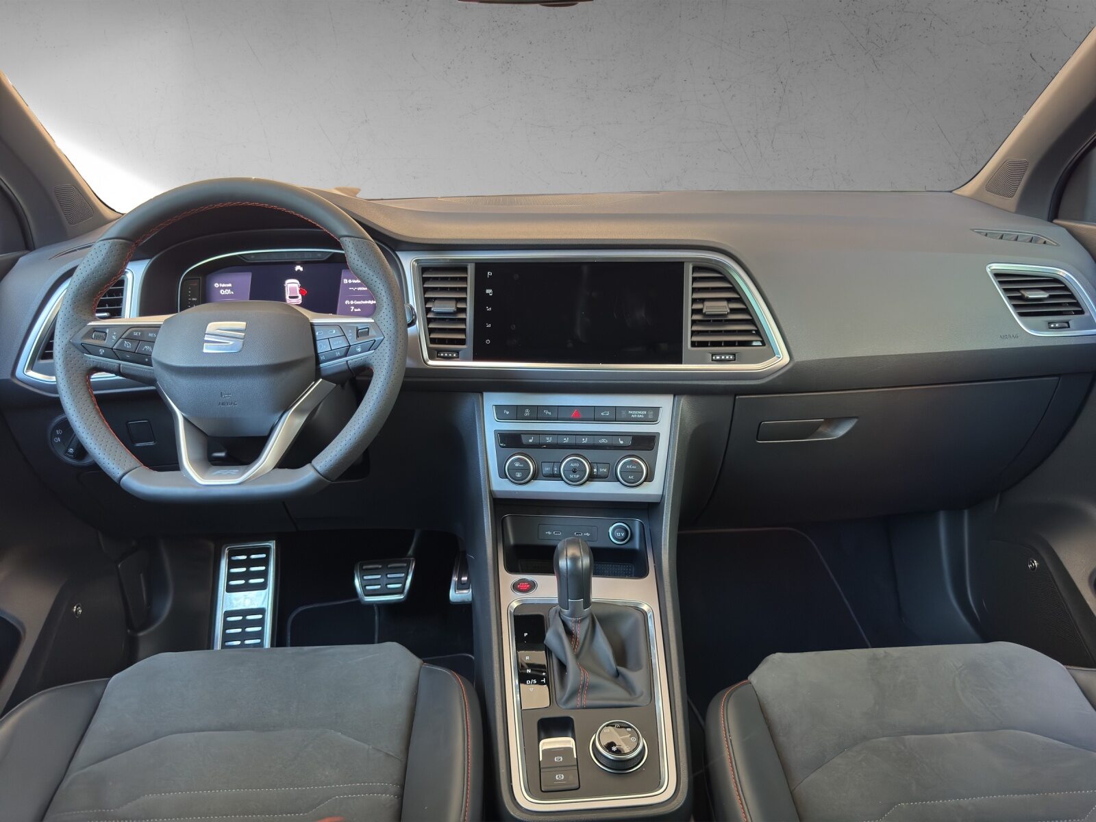 SEAT ATECA HOLA FR 4DRIVE (netto), Essence, Occasion / Utilisé, Automatique - 5