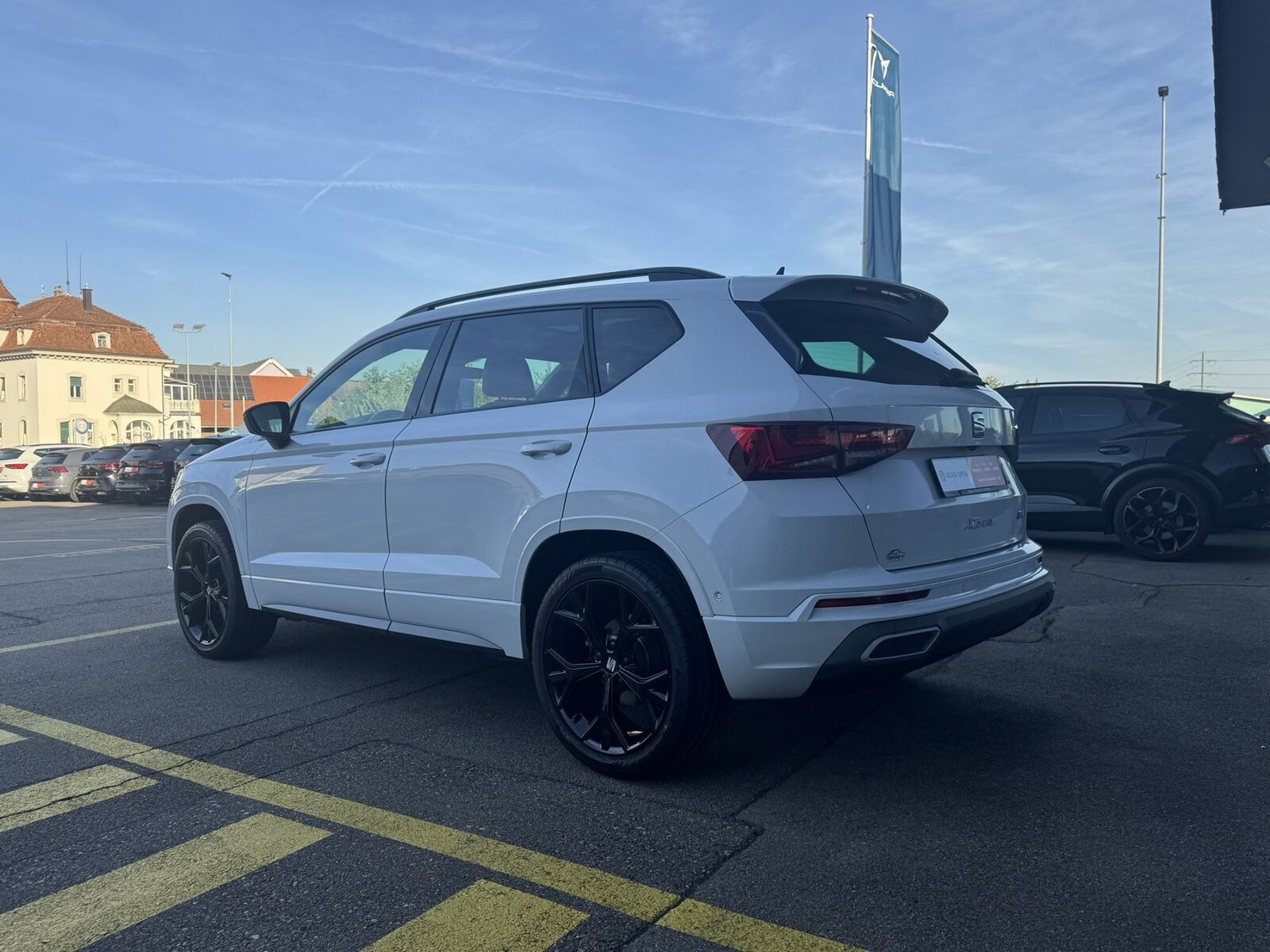 SEAT ATECA HOLA FR 4DRIVE (netto), Benzin, Occasion / Gebraucht, Automatik - 4