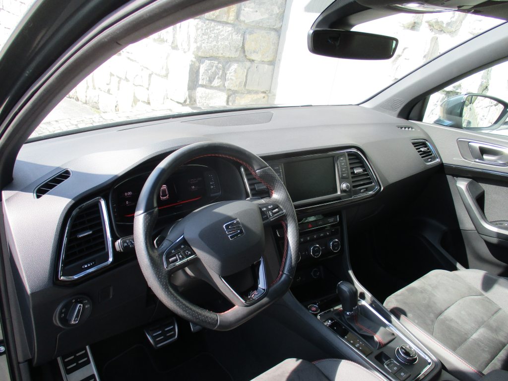 SEAT ATECA 1.4 TSI FR 4Drive DSG, Petrol, Second hand / Used, Automatic - 4
