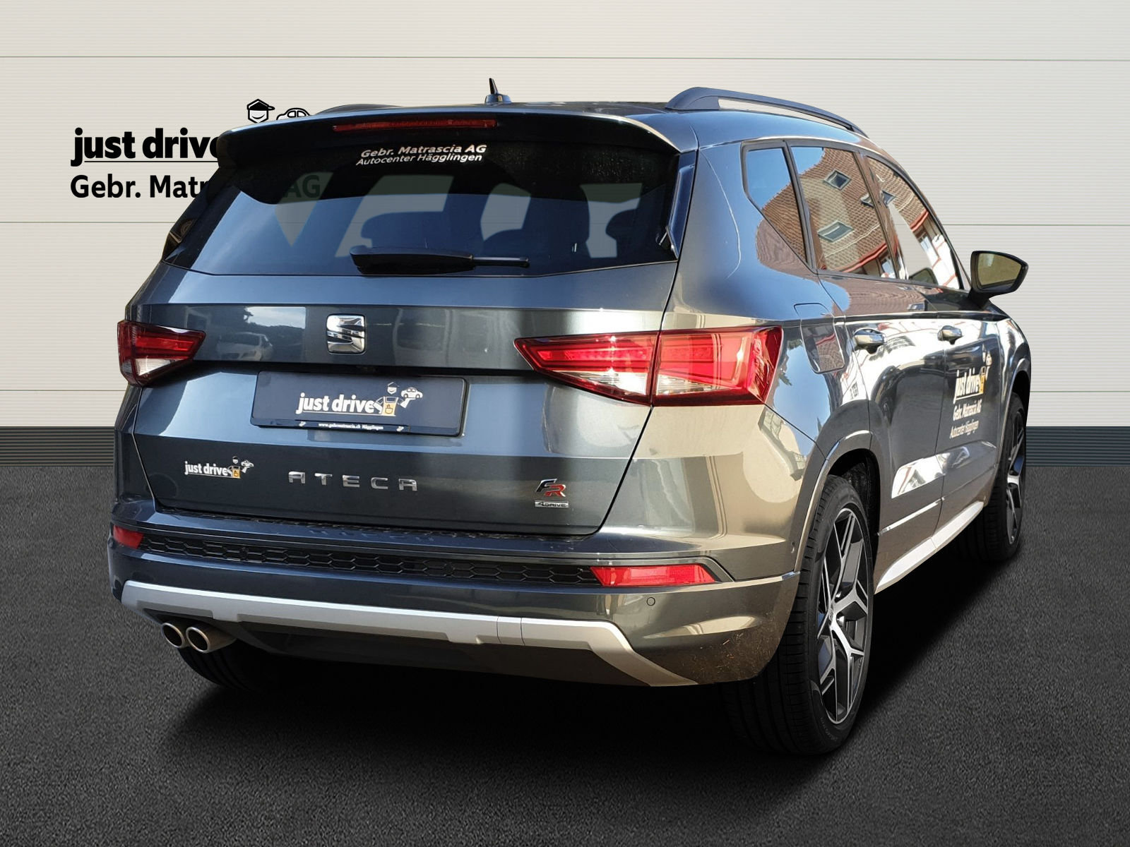 SEAT Ateca 2.0 TDI FR 4Drive DSG, Diesel, Ex-demonstrator, Automatic - 3