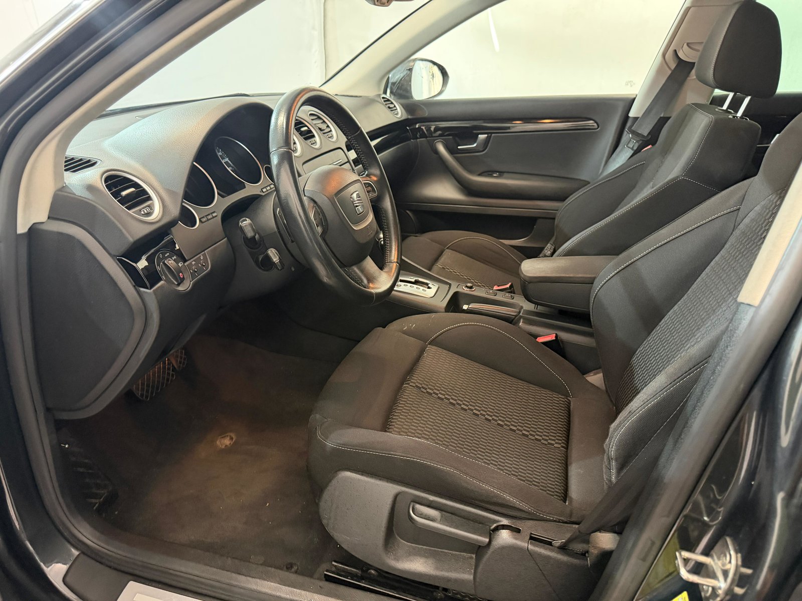 SEAT Exeo ST 2.0 TDI 143 Sport MTr, Diesel, Occasion / Utilisé, Automatique - 7