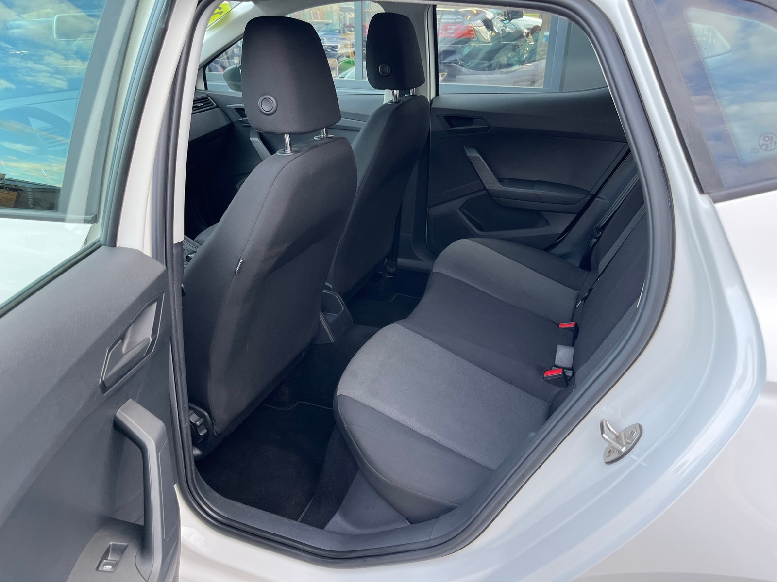 SEAT Ibiza 1.0 EcoTSI Sol, Petrol, Second hand / Used, Manual - 6