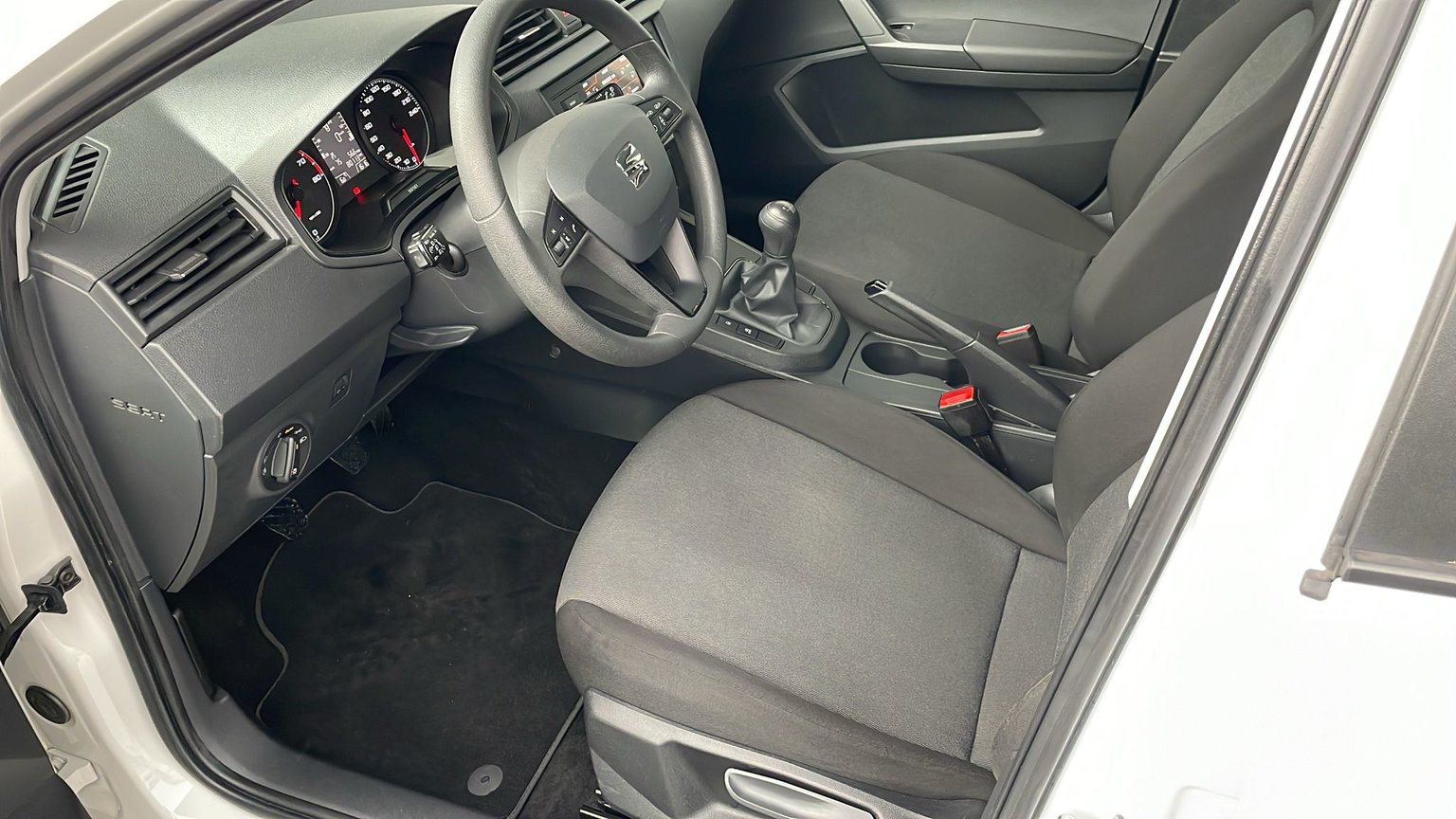 SEAT Ibiza 1.0 EcoTSI Reference, Petrol, Second hand / Used, Manual - 7