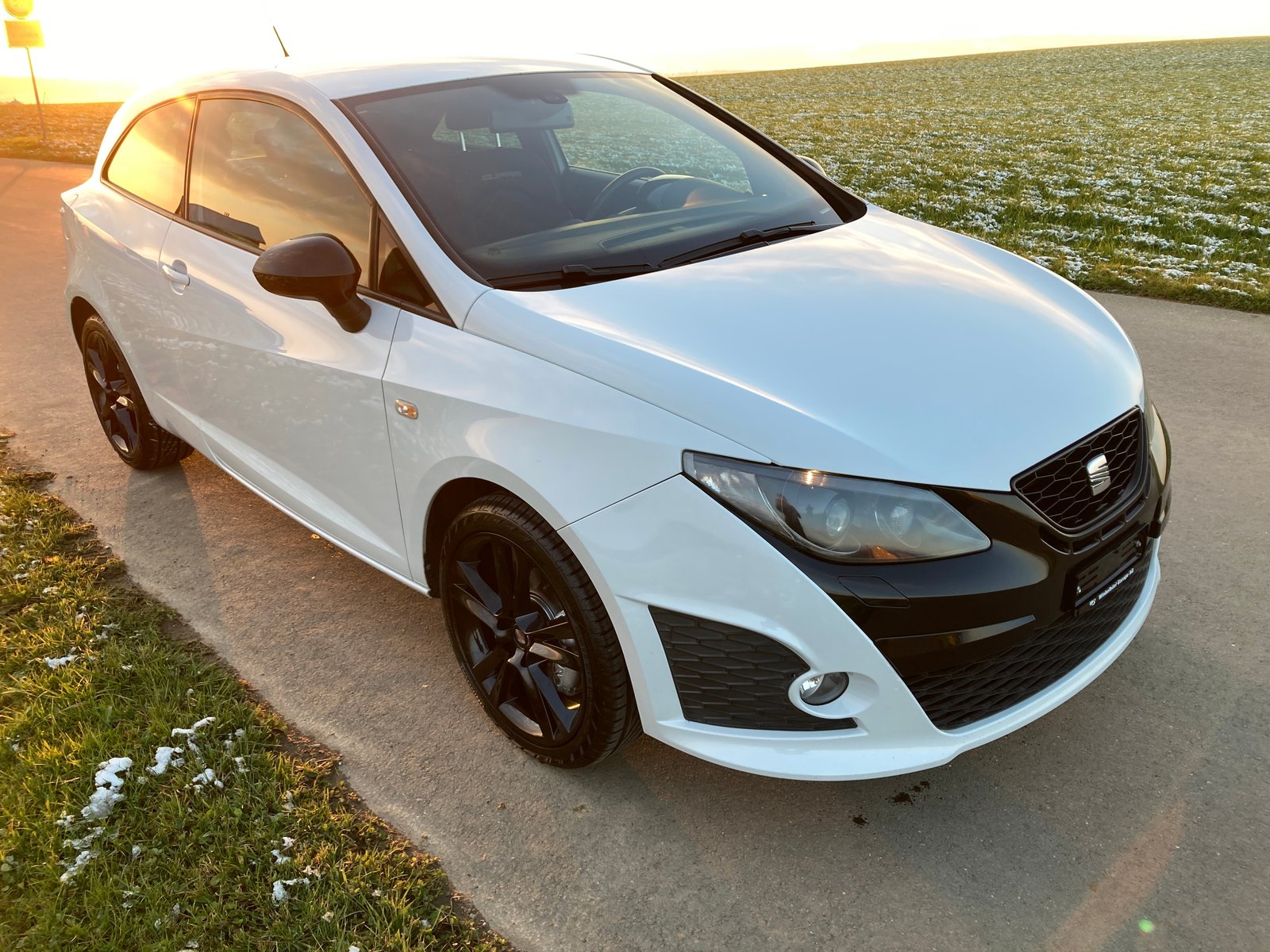 SEAT Ibiza SC 1.4 TSI R210 DSG, Petrol, Second hand / Used, Automatic - 2