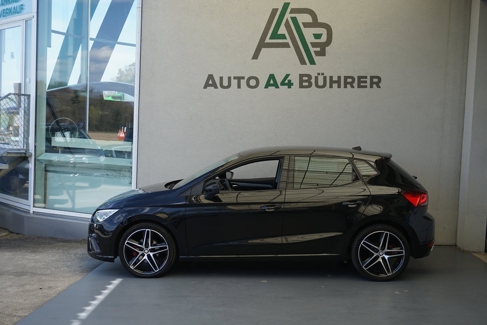 SEAT Ibiza 1.0 TSI Swiss Formula Racing 115PS DSG-Automat Ec