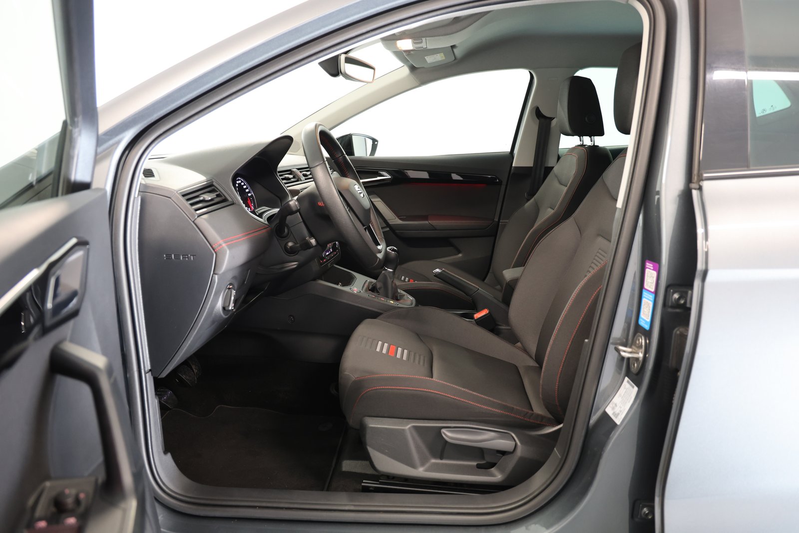 SEAT Ibiza 1.5 TSI EVO Swiss FR, Petrol, Second hand / Used, Manual - 6