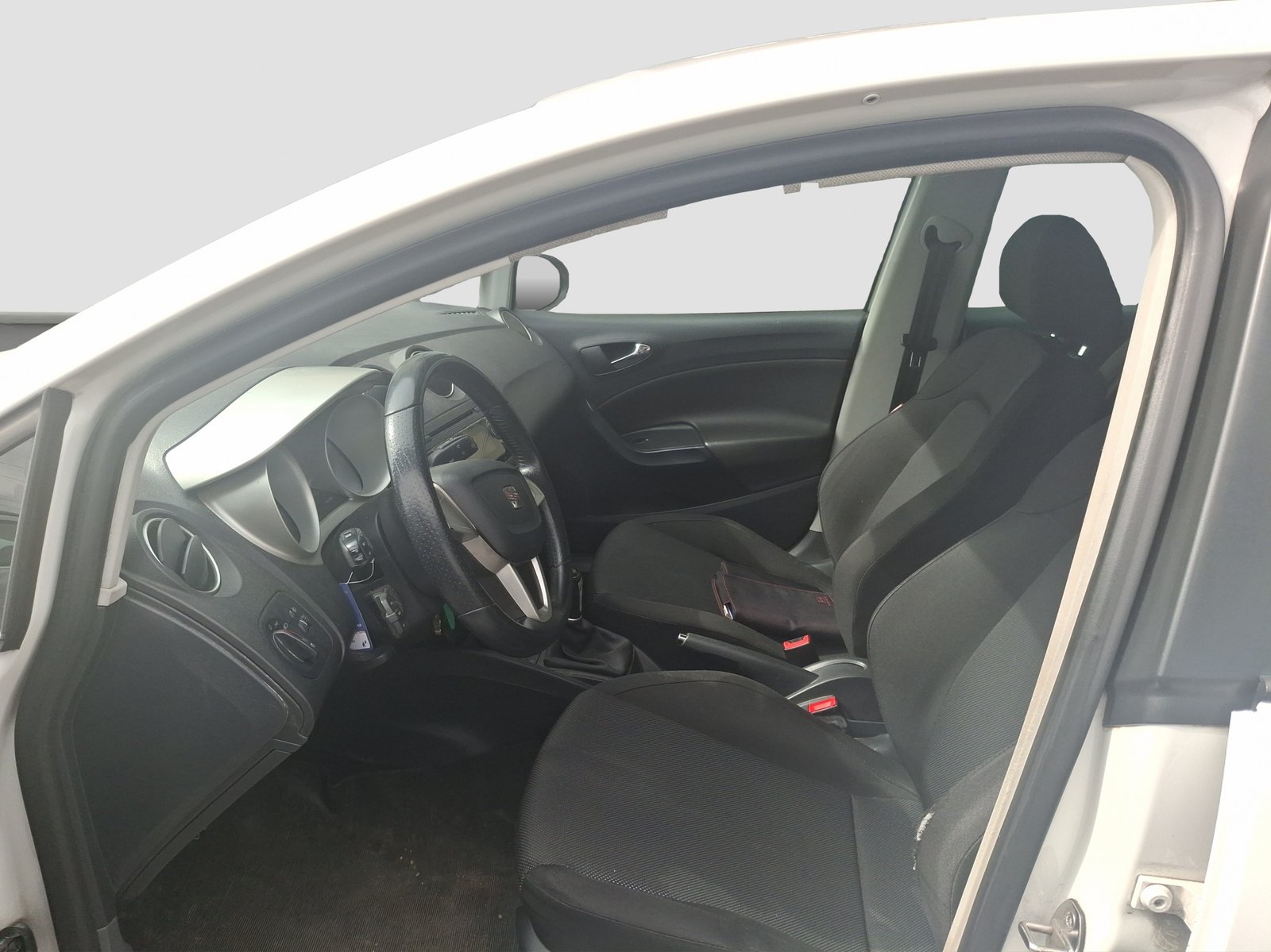 SEAT Ibiza 1.6 Stylance, Benzin, Occasion / Gebraucht, Handschaltung - 4