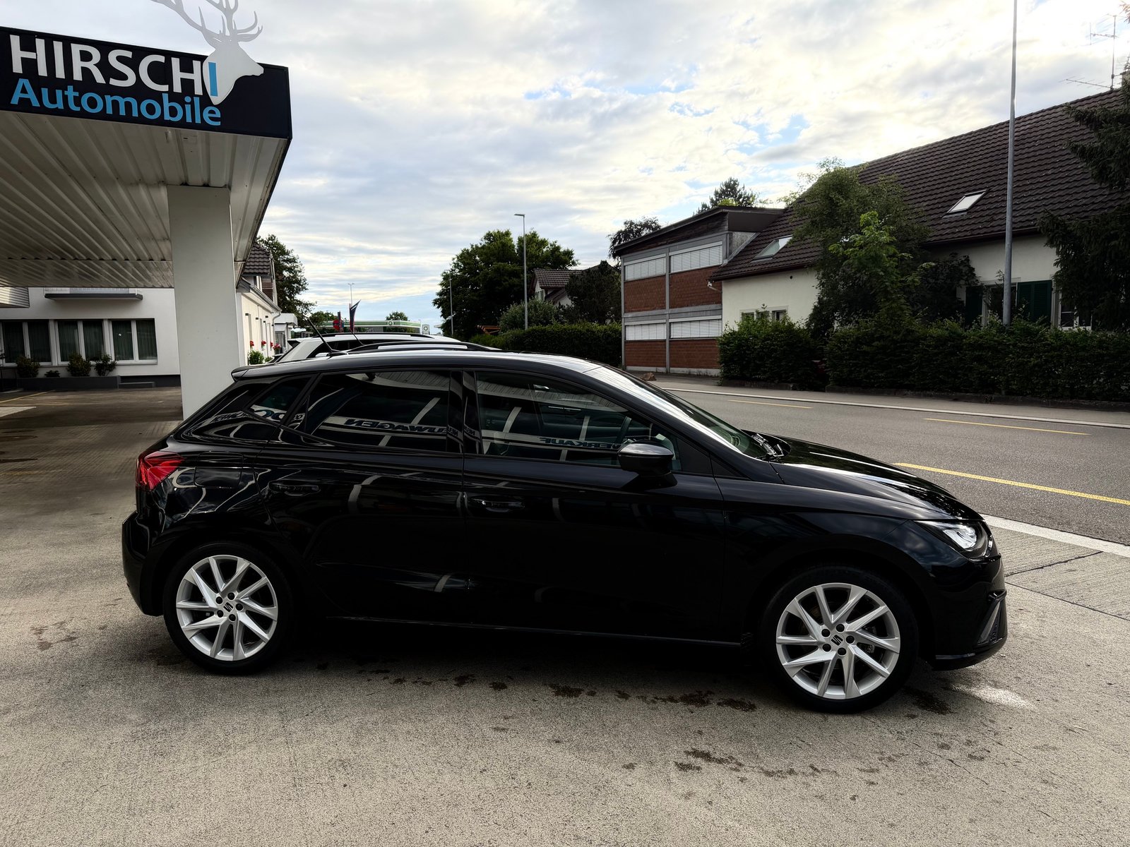 SEAT Ibiza 1.0 EcoTSI FR, Petrol, Second hand / Used, Manual - 2