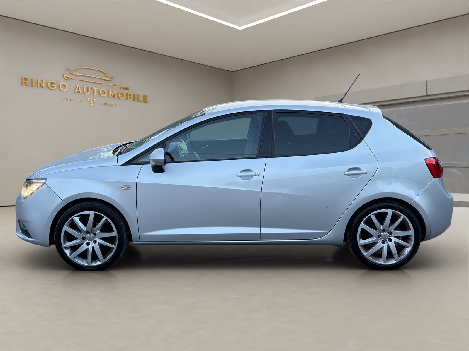 SEAT Ibiza 1.2 TSI FR Stopp-Start, Petrol, Second hand / Used, Manual - 4