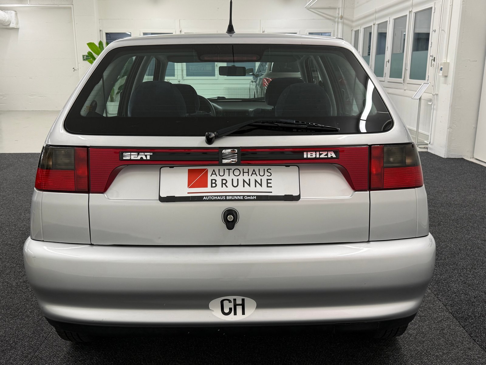 SEAT Ibiza 1.4 SXE Swiss C., Petrol, Second hand / Used, Manual - 5