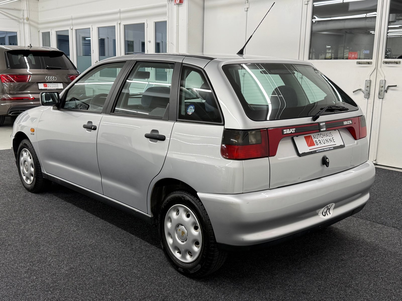 SEAT Ibiza 1.4 SXE Swiss C., Petrol, Second hand / Used, Manual - 7