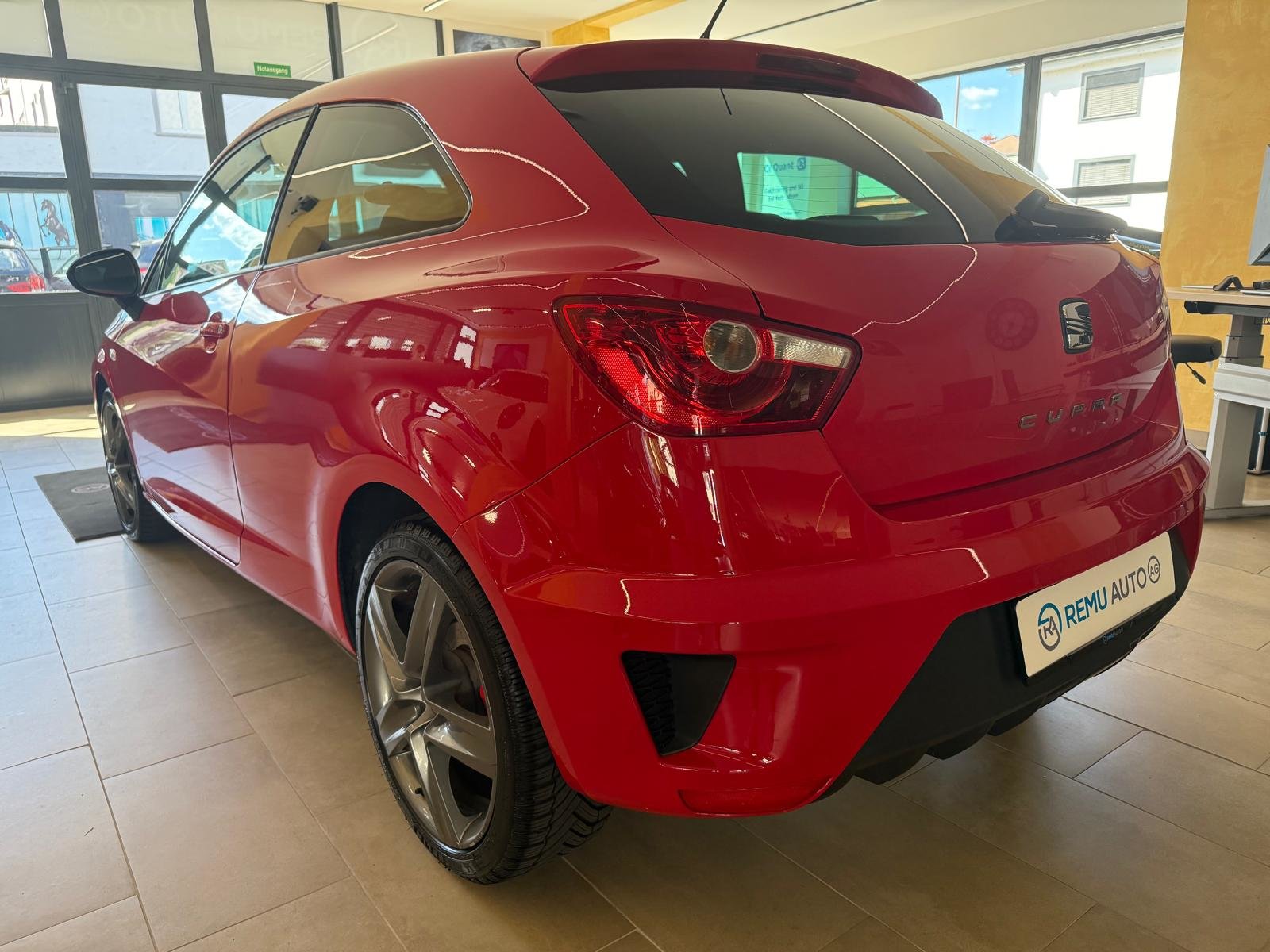 SEAT Ibiza SC 1.4 TSI DSG, Benzin, Occasion / Gebraucht, Automatik - 6