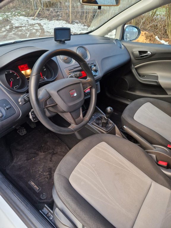 SEAT ST, Essence, Occasion / Utilisé, Manuelle - 6