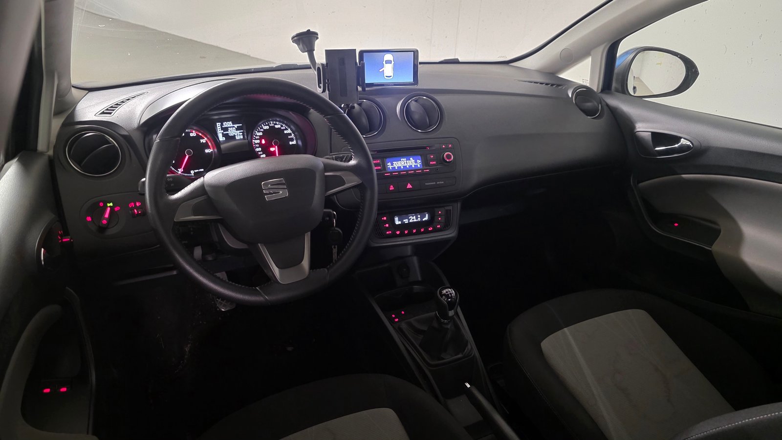 SEAT Ibiza ST 1.2 Reference, Benzin, Occasion / Gebraucht, Handschaltung - 4
