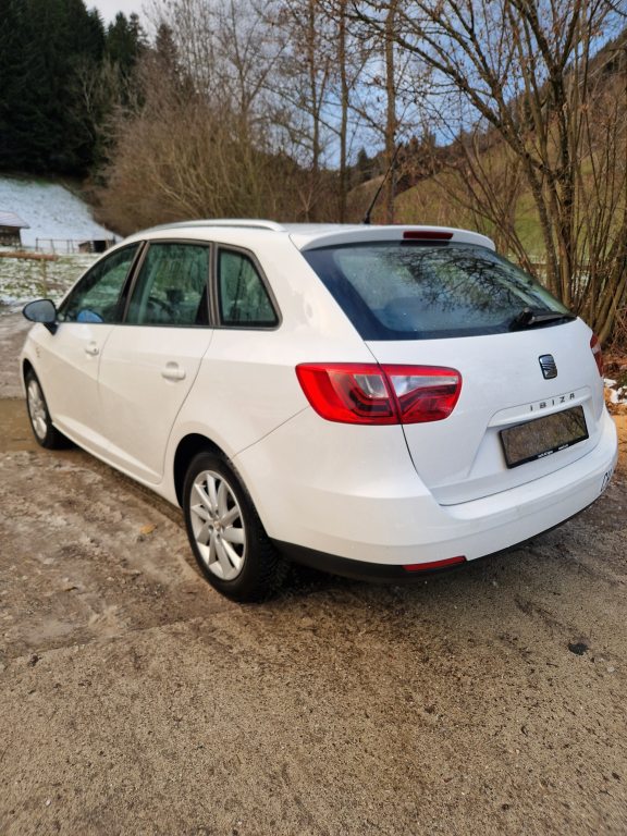 SEAT ST, Essence, Occasion / Utilisé, Manuelle - 4