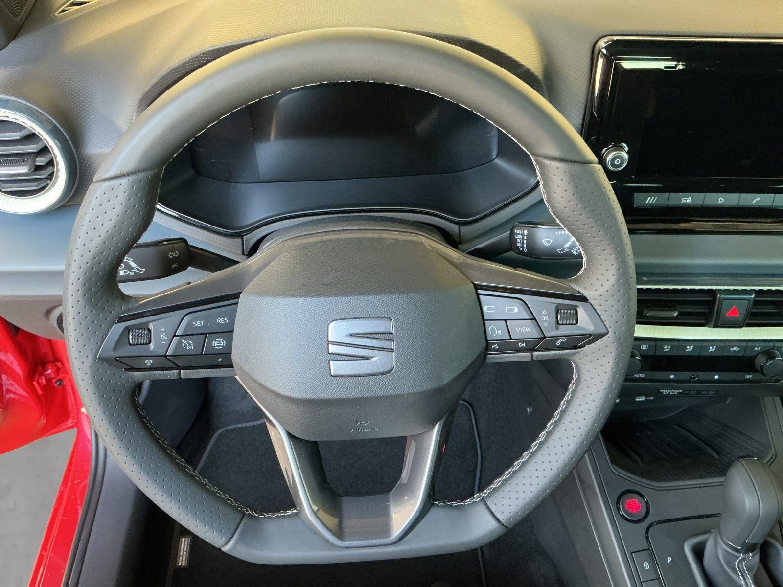 SEAT IBIZA STYLE, Petrol, New car, Automatic - 6