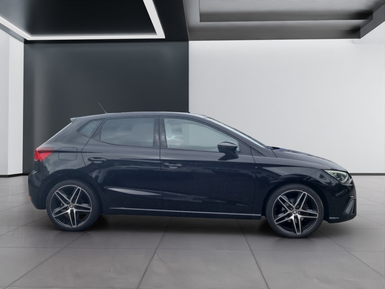 SEAT Ibiza 1.0 TSI 115 FR, Benzin, Occasion / Gebraucht, Handschaltung - 6