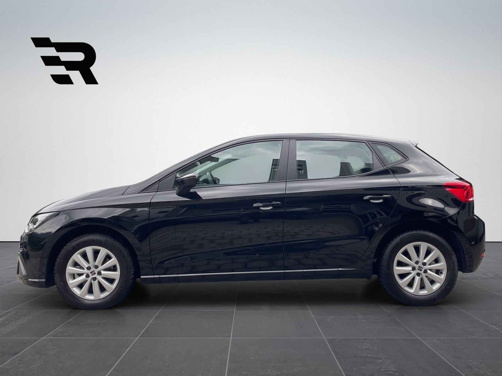 SEAT IBIZA MOVE (netto), Petrol, Second hand / Used, Automatic - 2