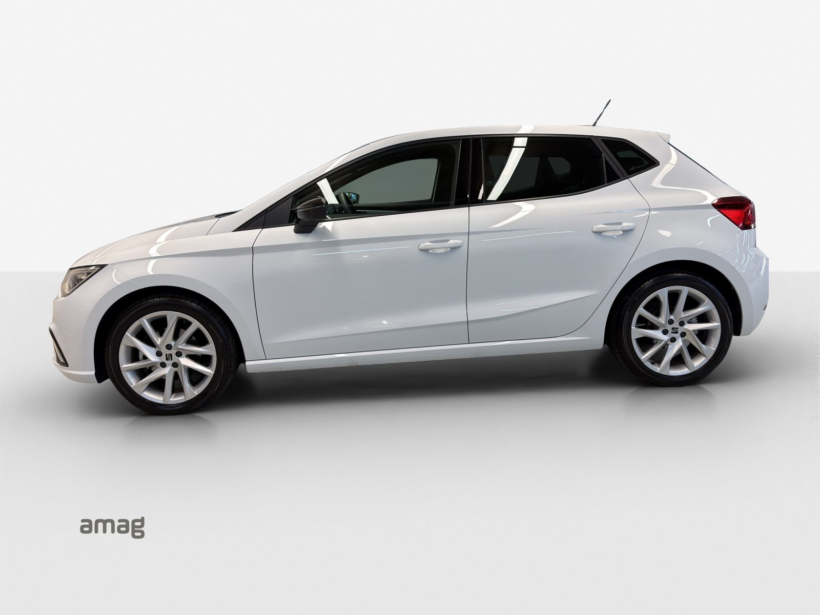 SEAT IBIZA MOVE FR (netto), Essence, Occasion / Utilisé, Automatique - 2