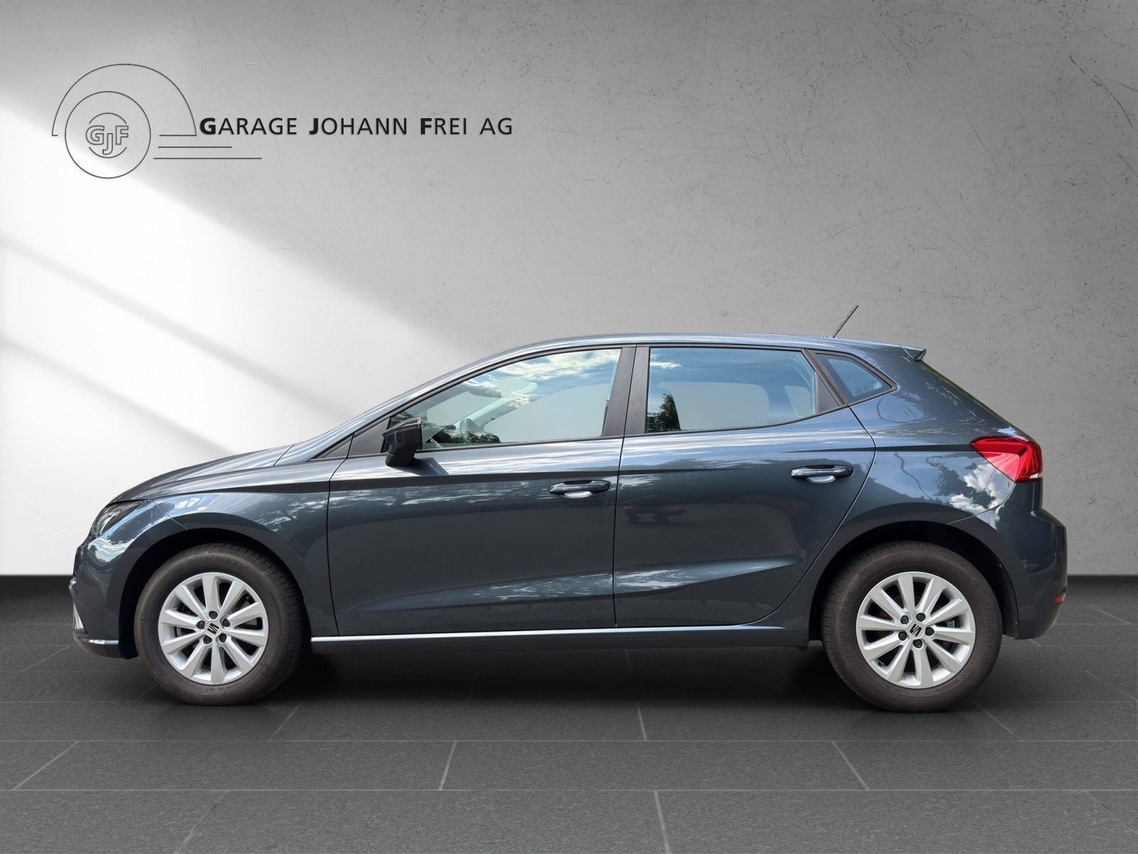 SEAT IBIZA MOVE (netto), Essence, Occasion / Utilisé, Automatique - 2