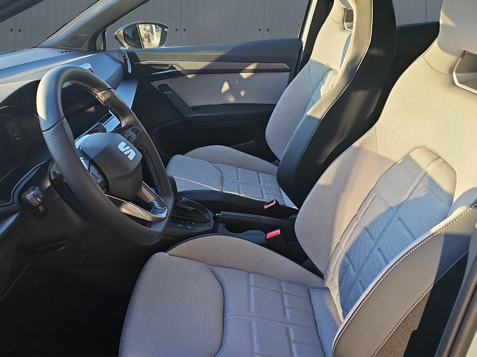 SEAT IBIZA MOVE FR (Netto), Essence, Occasion / Utilisé, Automatique - 7