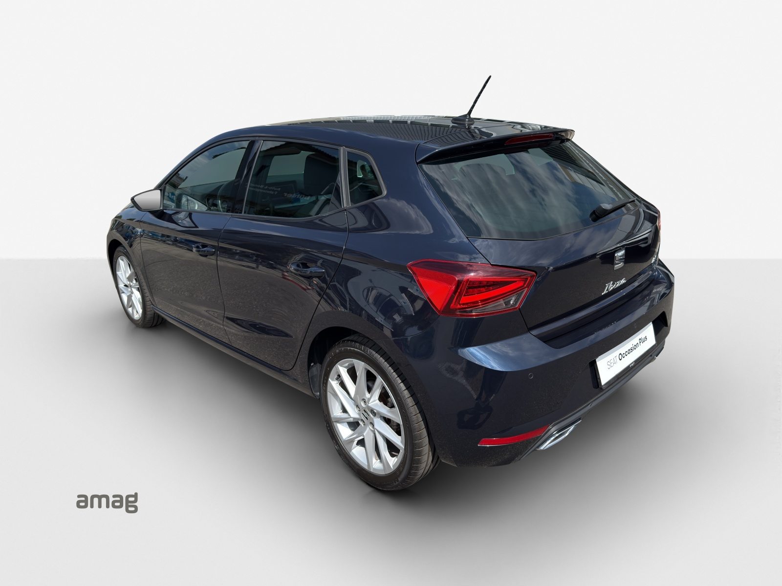 SEAT IBIZA HOLA FR (netto), Essence, Occasion / Utilisé, Automatique - 3