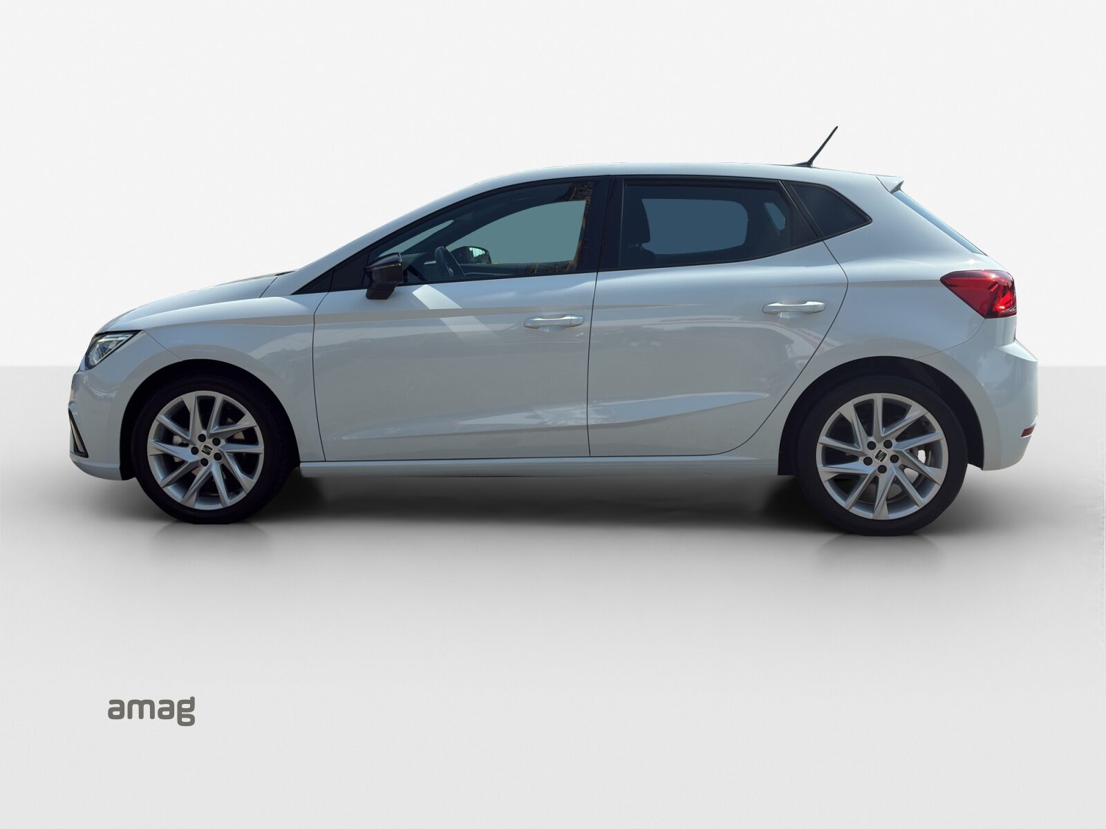 SEAT NEW IBIZA HOLA FR (netto), Essence, Occasion / Utilisé, Automatique - 2