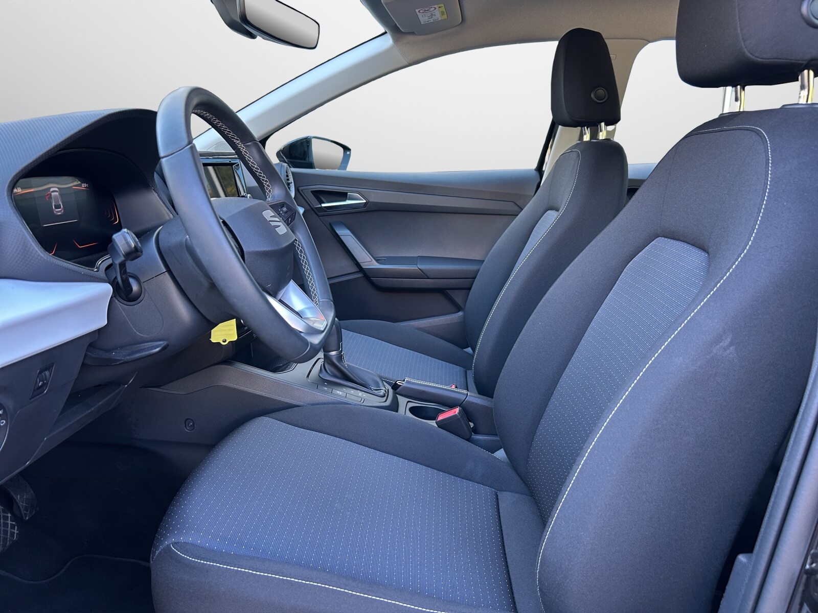 SEAT IBIZA MOVE (netto), Petrol, Second hand / Used, Automatic - 5