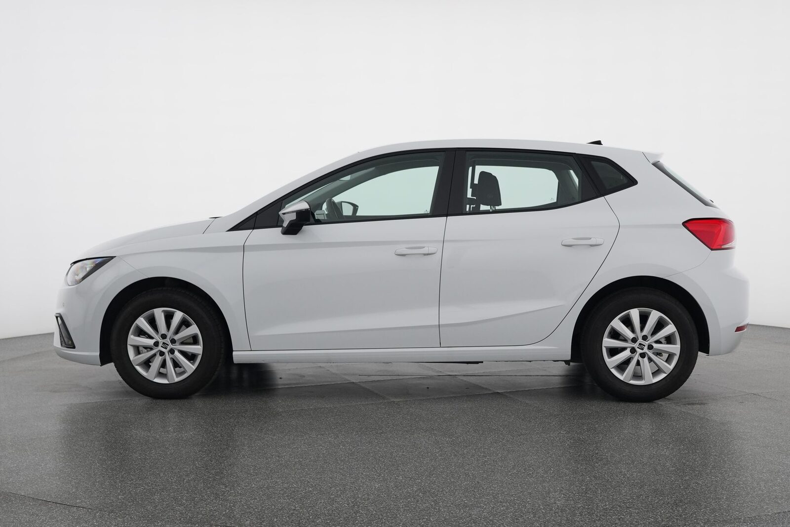 SEAT IBIZA MOVE (netto), Petrol, Second hand / Used, Automatic - 3
