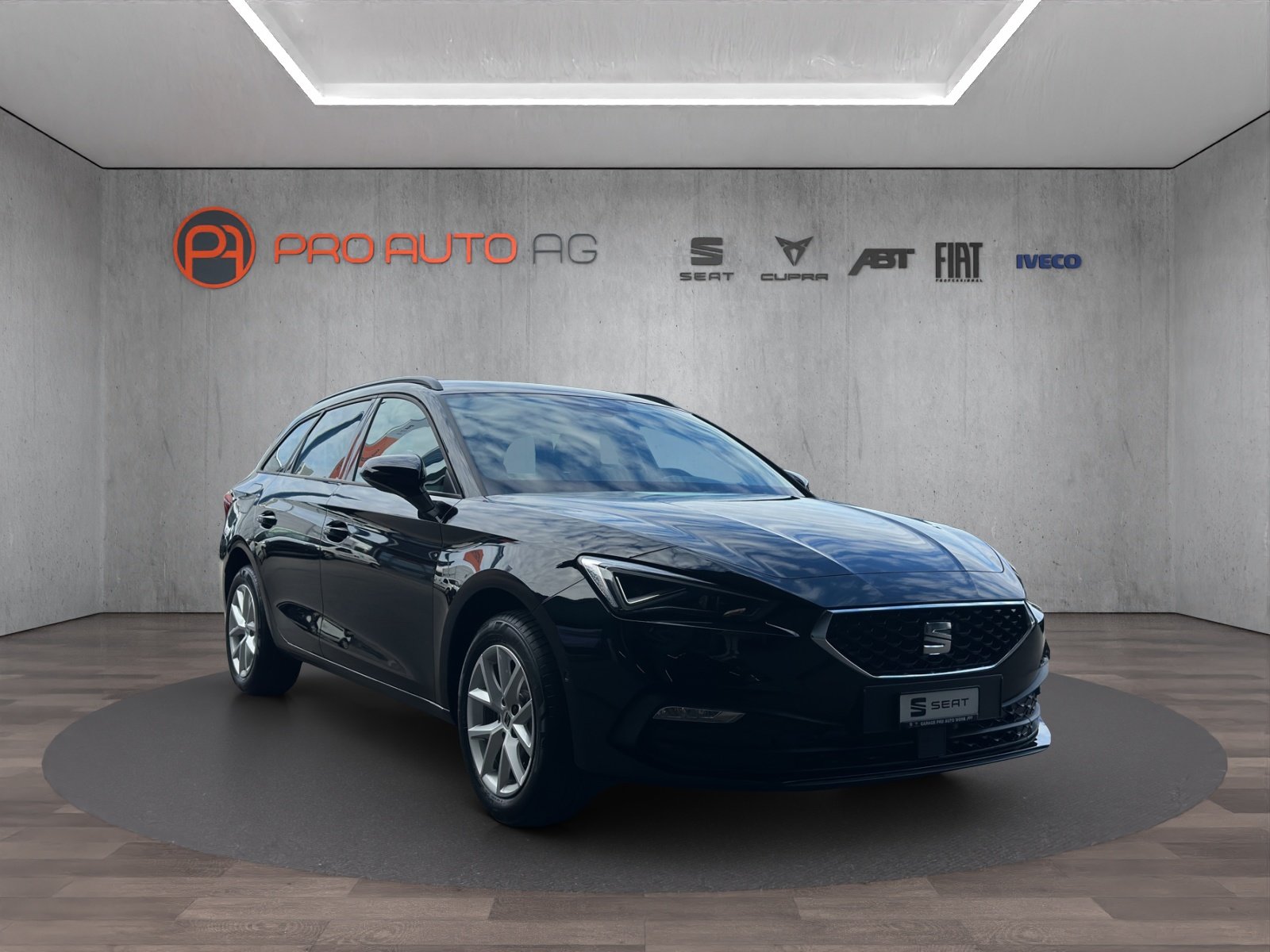 SEAT Leon ST 1.5 eTSI mHEV DSG Style, Hybride Leggero Benzina/Elettrica, Auto nuove, Automatico - 7