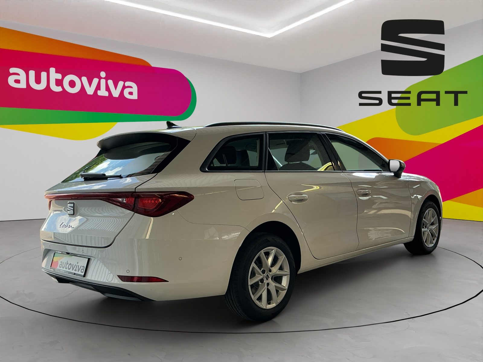 SEAT NEW SEAT LEON SPORTSTOURER STYLE, Petrol, New car, Automatic - 3