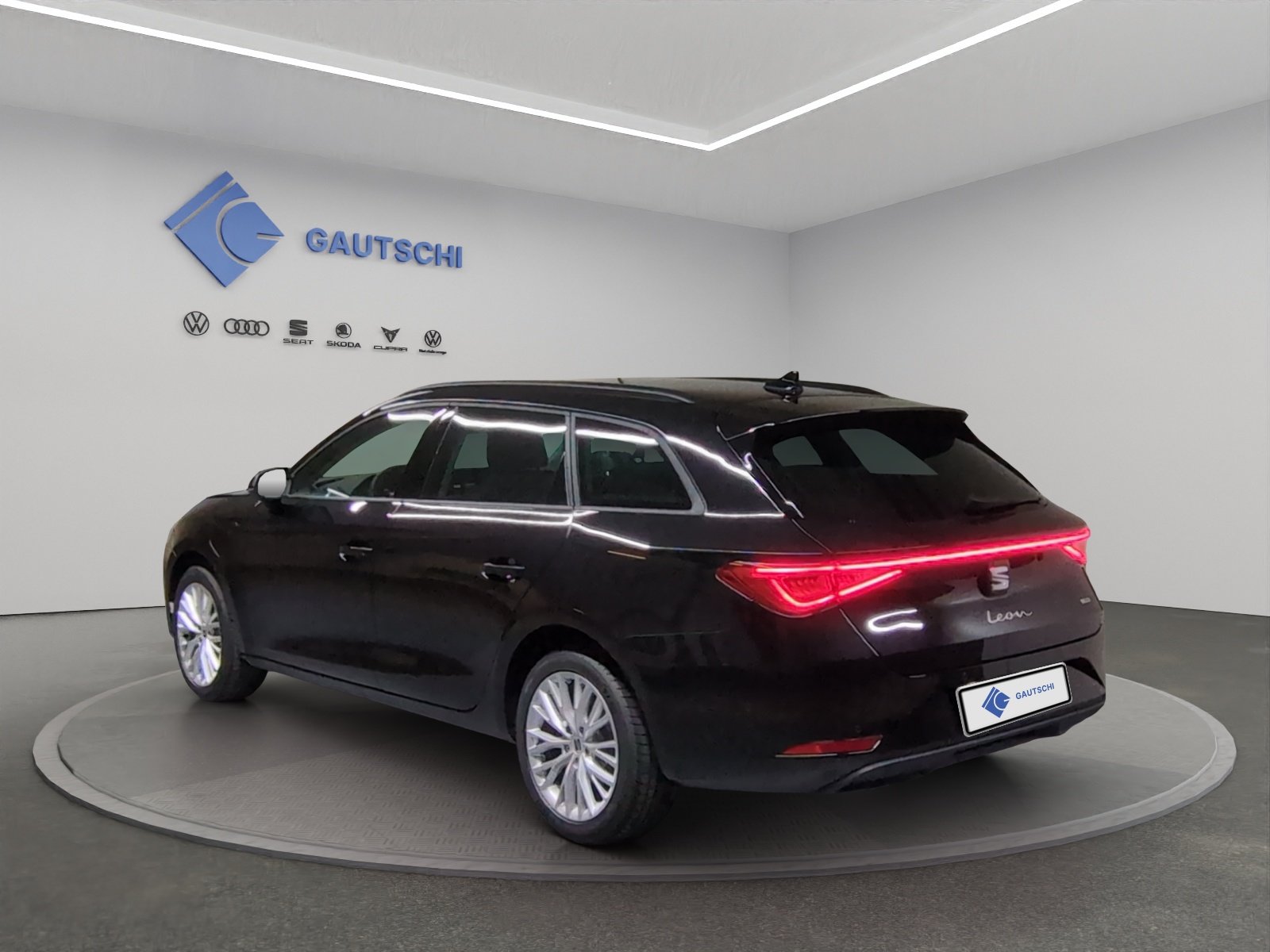 SEAT Leon ST 1.5 eHybrid pHEV DSG Style, Plug-in-Hybrid Petrol/Electric, New car, Automatic - 3