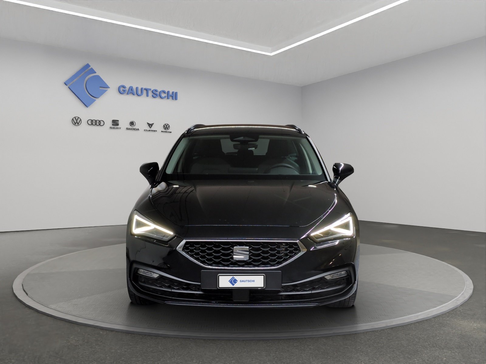 SEAT Leon ST 1.5 eHybrid pHEV DSG Style, Plug-in-Hybrid Petrol/Electric, New car, Automatic - 5