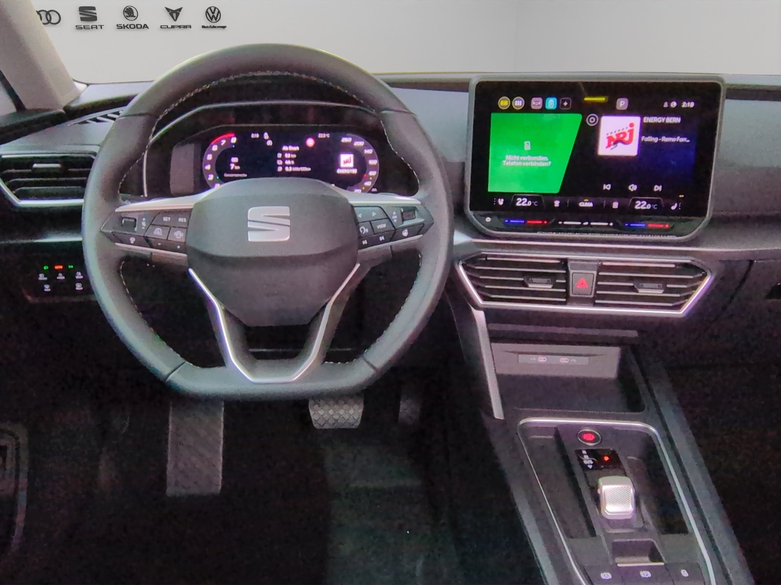 SEAT Leon ST 1.5 eHybrid pHEV DSG Style, Plug-in-Hybrid Petrol/Electric, New car, Automatic - 7