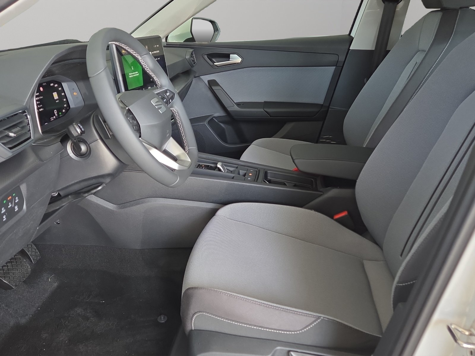 SEAT Leon ST 1.5 eTSI mHEV DSG Style, Mild-Hybrid Benzin/Elektro, Neuwagen, Automatik - 6