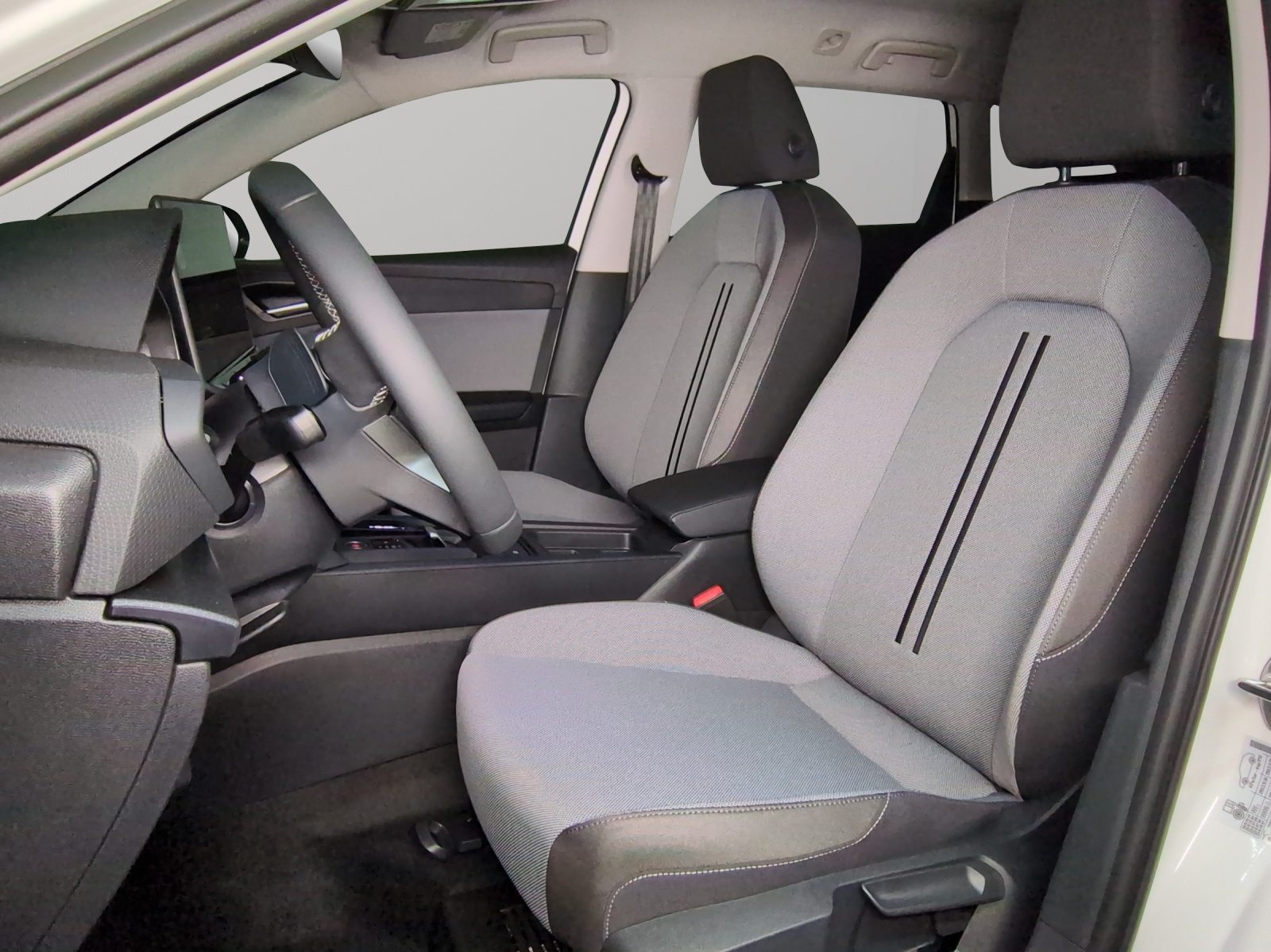 SEAT NEW SEAT LEON SPORTSTOURER STYLE, Petrol, New car, Automatic - 6
